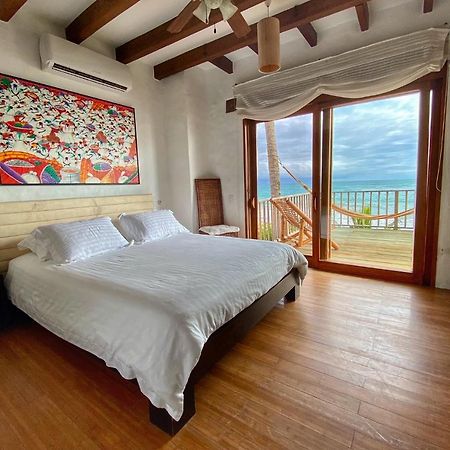 Casa Baronesa Waterfront Villa Пуерто Виламил Екстериор снимка